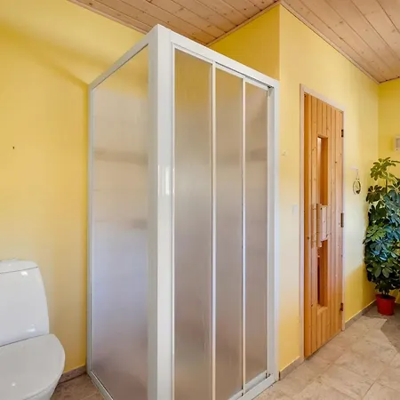 Jeip - 2-1km From The Sea By Interhome