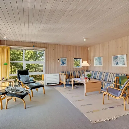 Jeip - 2-1km From The Sea By Interhome Blåvand