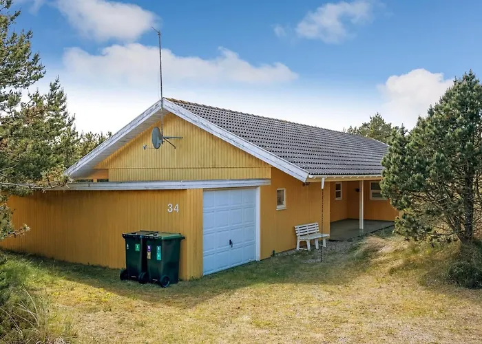 Jeip - 2-1km From The Sea By Interhome Blavand